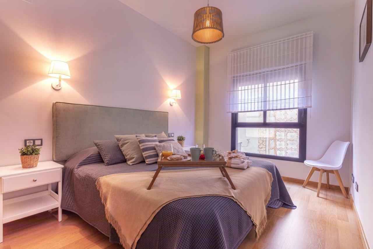 -malagasunapts- Rooftop Pool & Free Parking Apartament